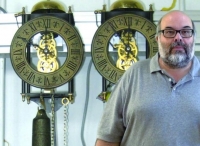 惠更斯摆钟之谜